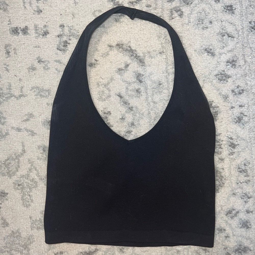 Ribbed halter top